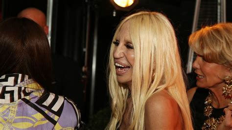 Donatella Versace admits cocaine habit .